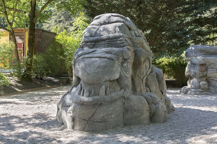 Kunstfelsen Tierpark Berlin 02 1